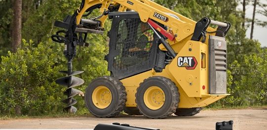 Conoce los aditamentos que hacen aún más versátil a tu minicargador